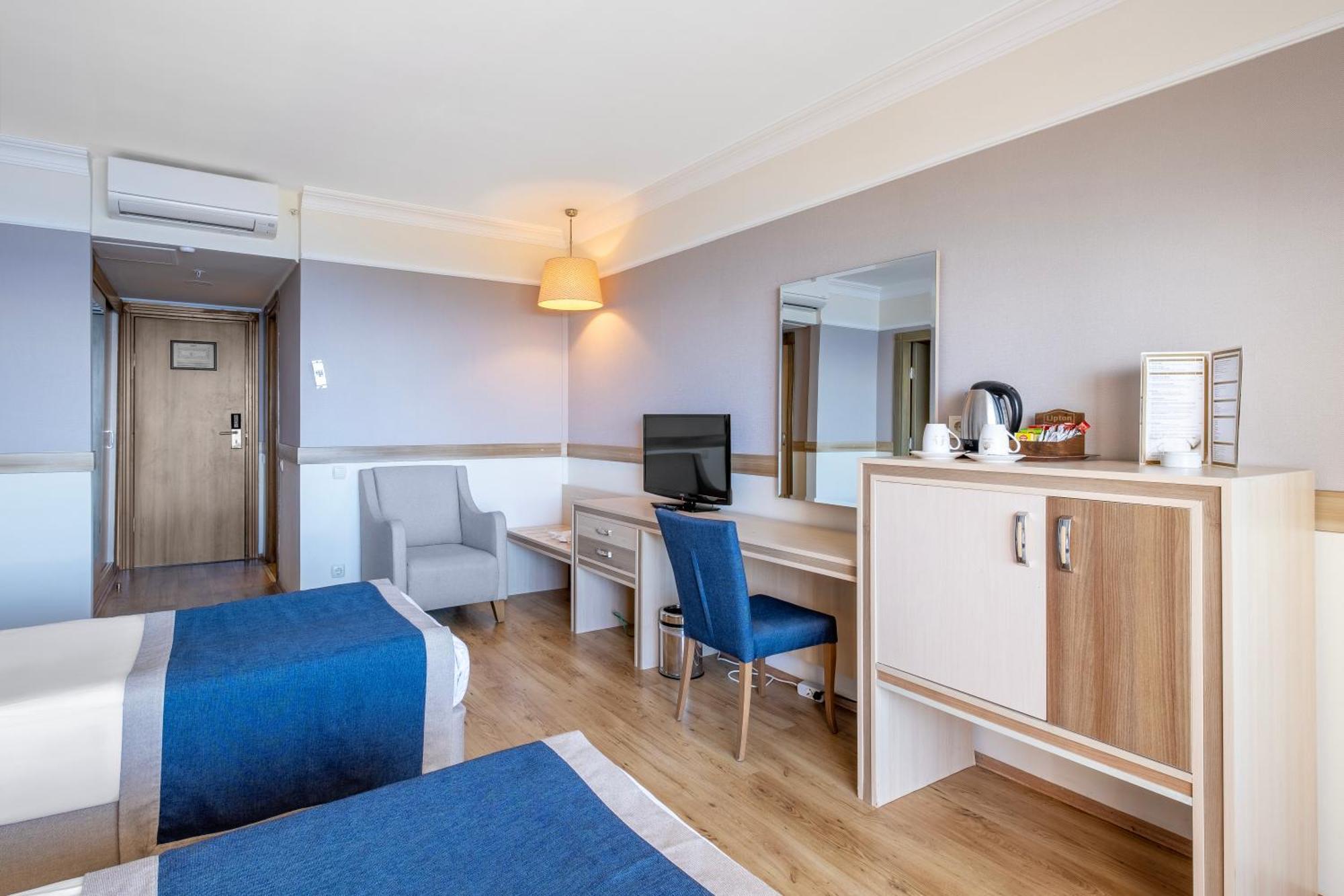 Utopia World 5* Kargicak (Alanya)